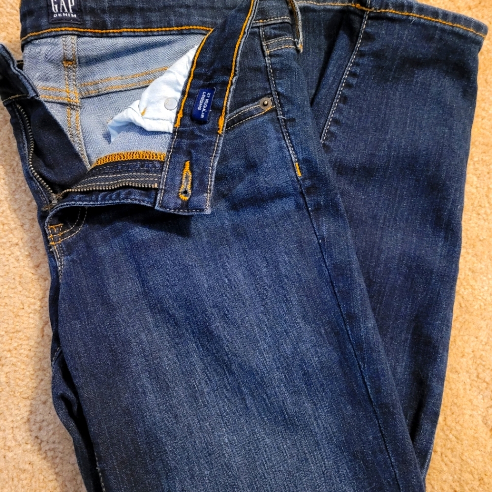 Gap Capris